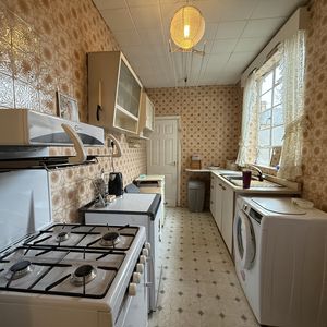 Photo 6- click for photo gallery